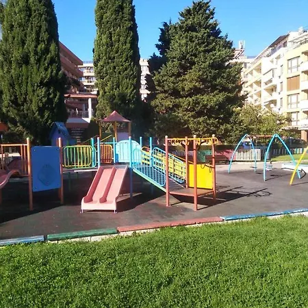 South Larisa * Nesebyr