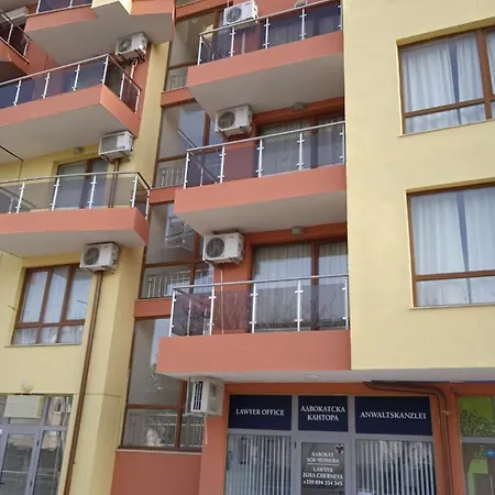 South Larisa Apartament Nesebyr