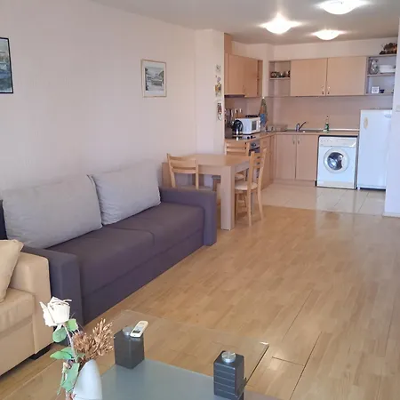 Apartament South Larisa